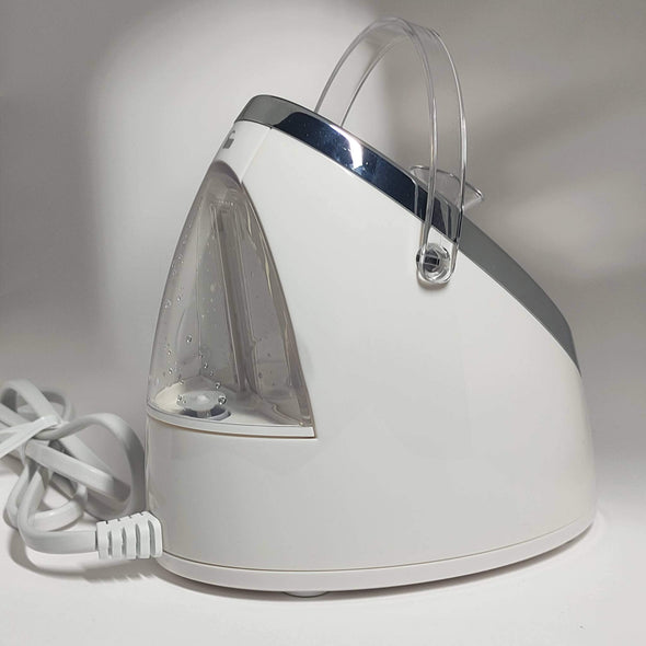 Compact and portable, this state-of-the-art facial steamer delivers professional results in the comfort of your home.